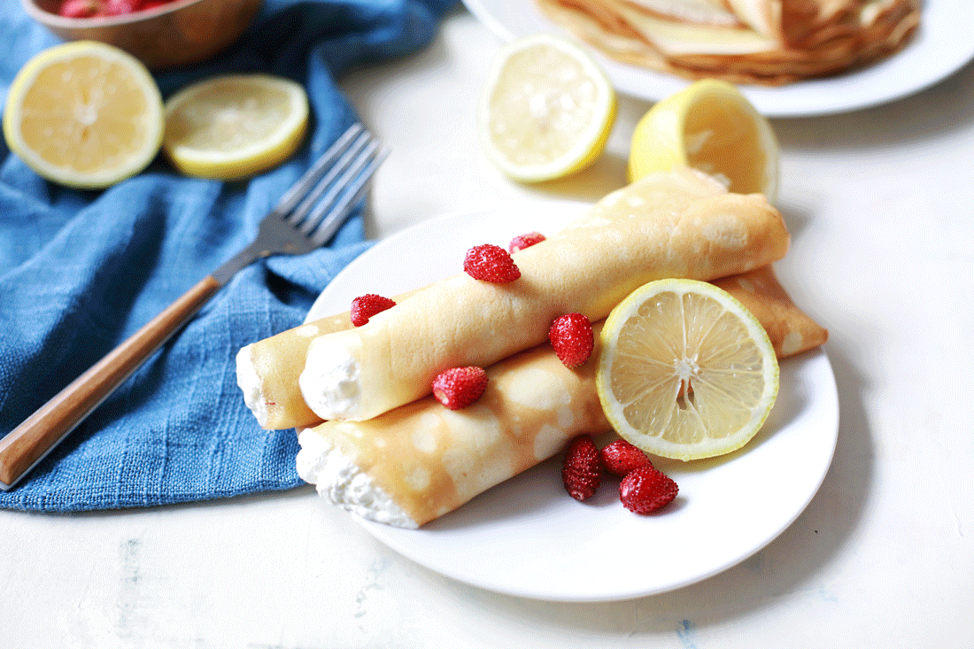 Wow these Dessert crepes are great! I wanted to eat the lemon creme with a spoom!!!
