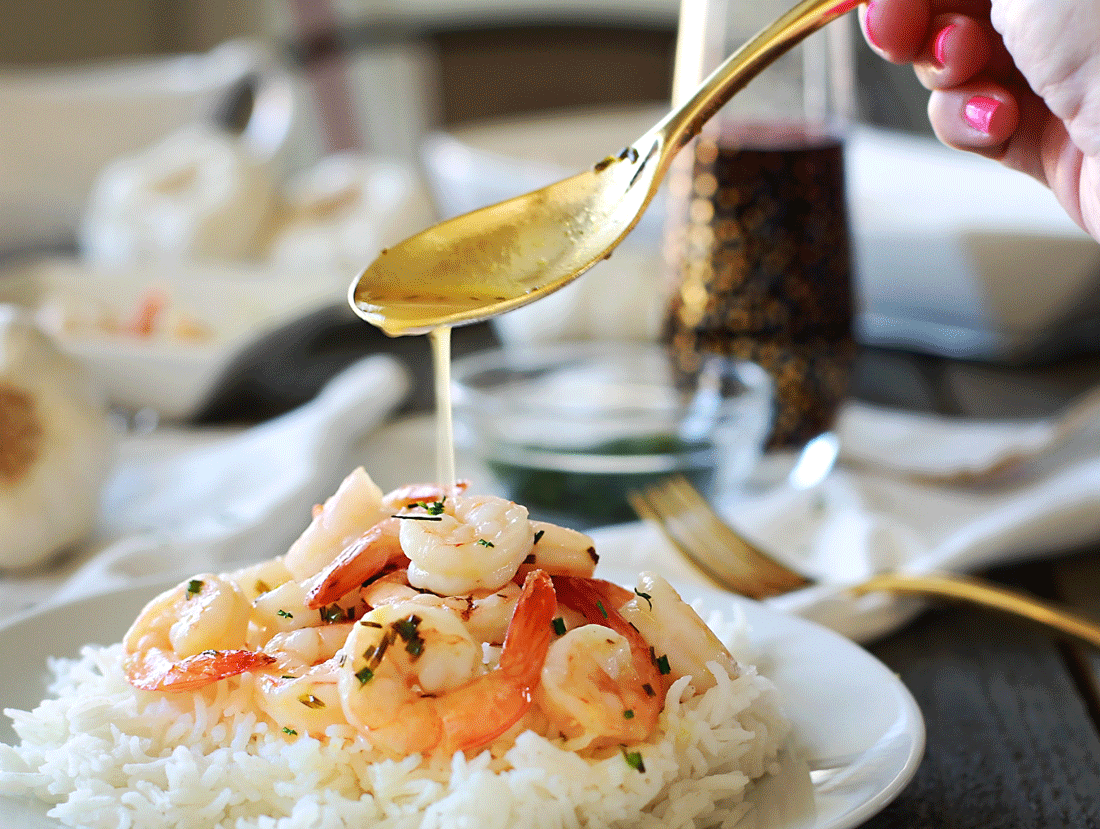 Most incredible Garlic Shrimp EVER!!! Easy fast recipe for Garlic Shrimp by Flirting with Flavor.