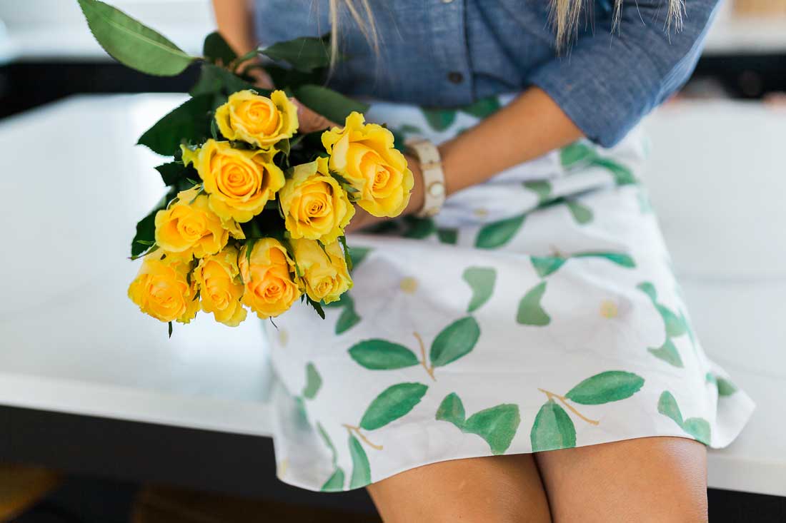 Yellow roses and beautiful skirts are two of the best things ever!