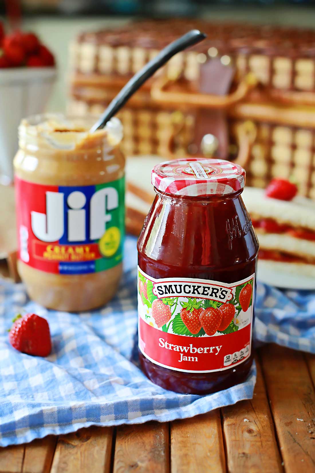 JIF and Smucker's the only way to make the ultimate PB&J