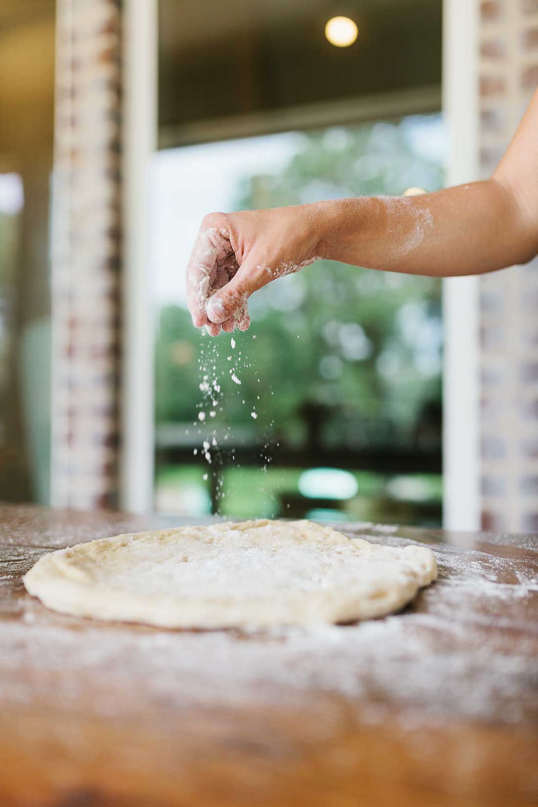 FAST and easy homemade pizza dough that tastes AMAZING!