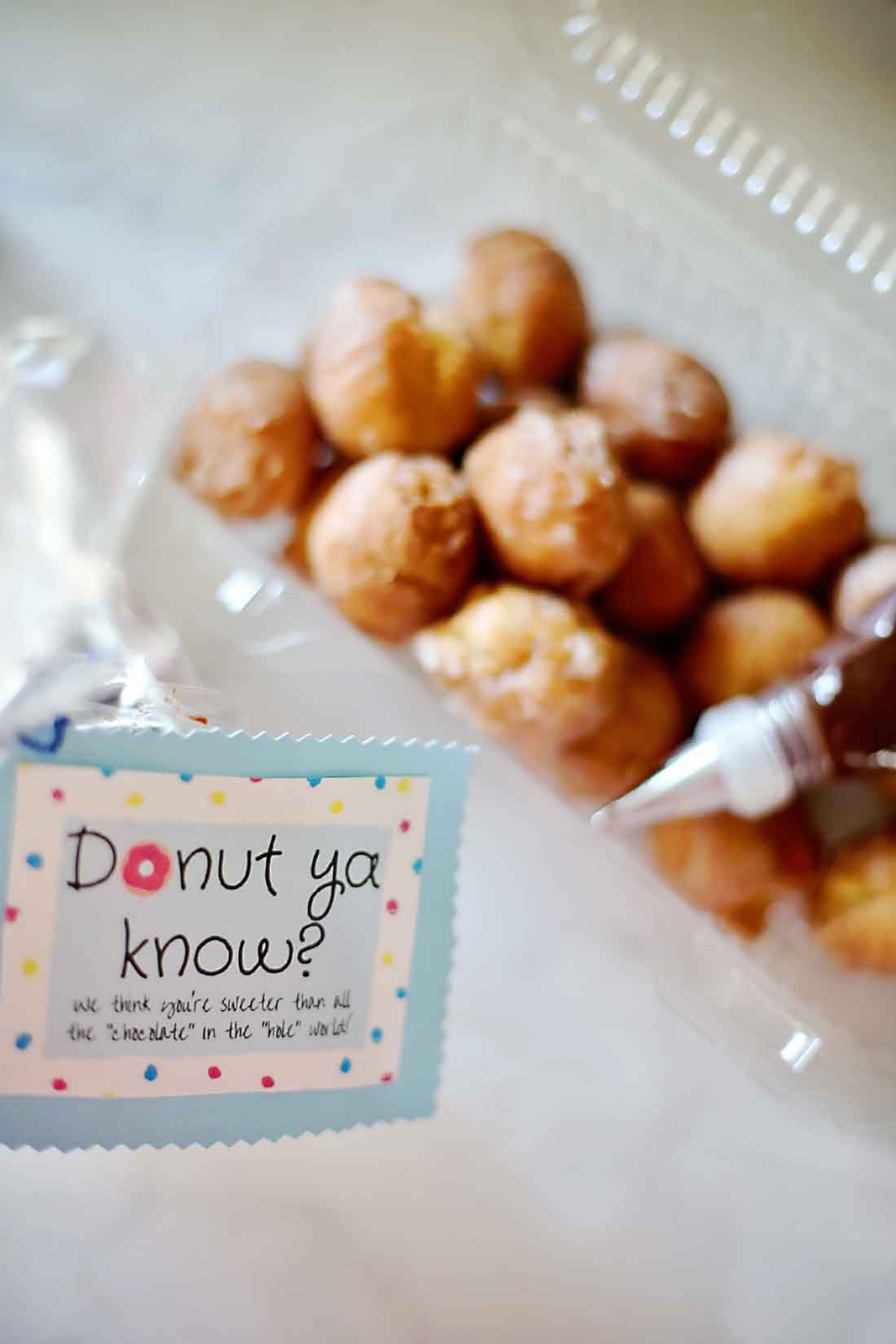 Cute Donut Hole Gift with Printable Gift Tags