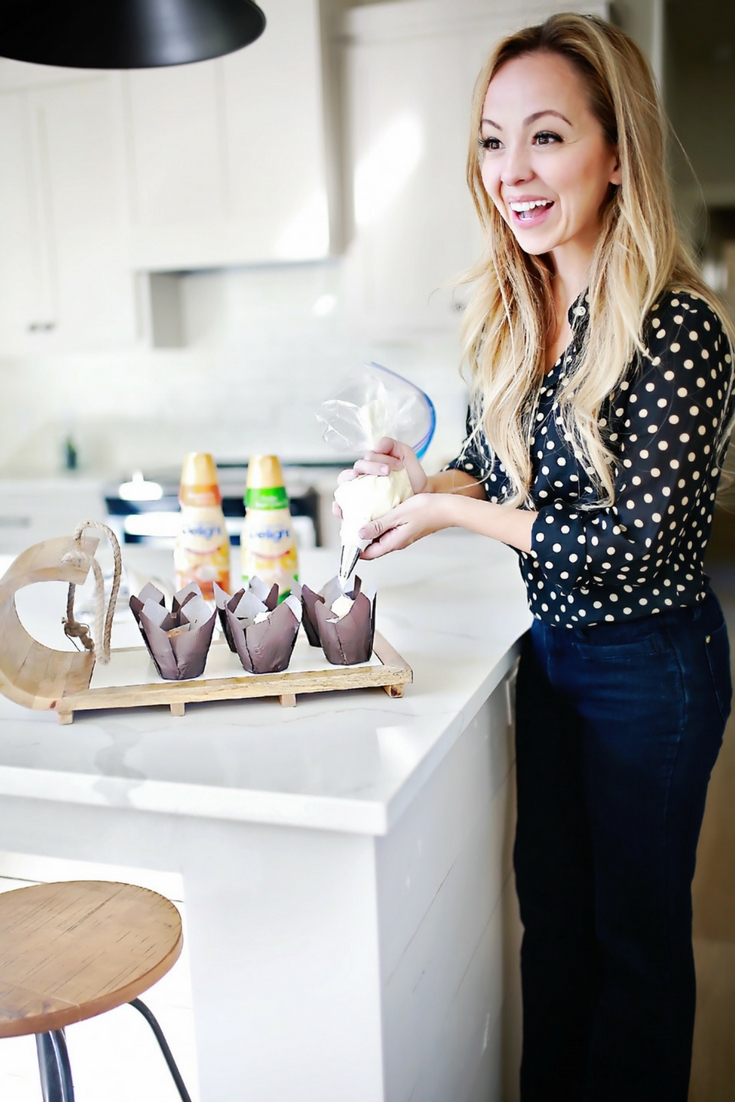 Best pumpkin spice cupcakes ever with frsoted sugar cookie cream cheese frosting!
