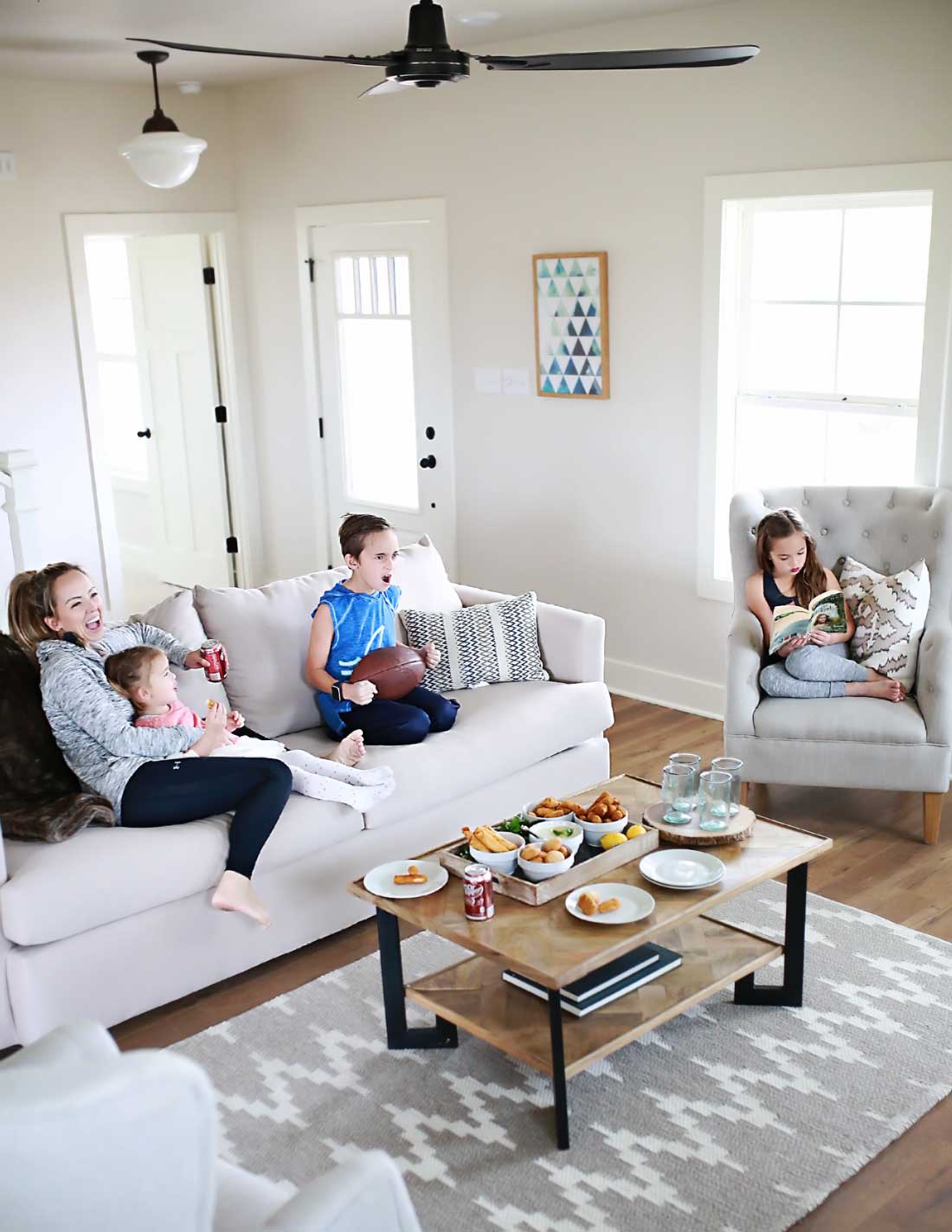 Finger foods for football games and #homegating #ad