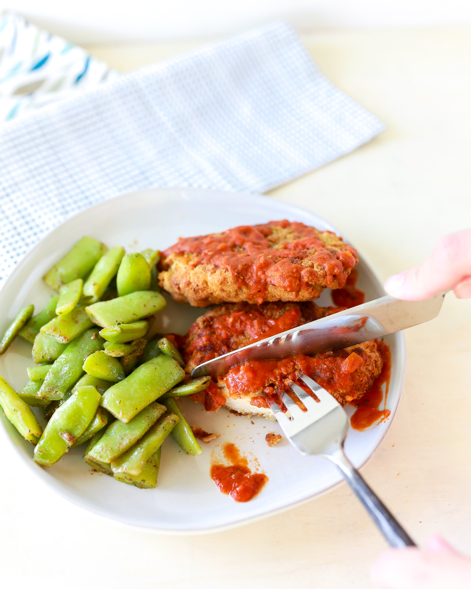 Crispy delicious chicken pomodoro